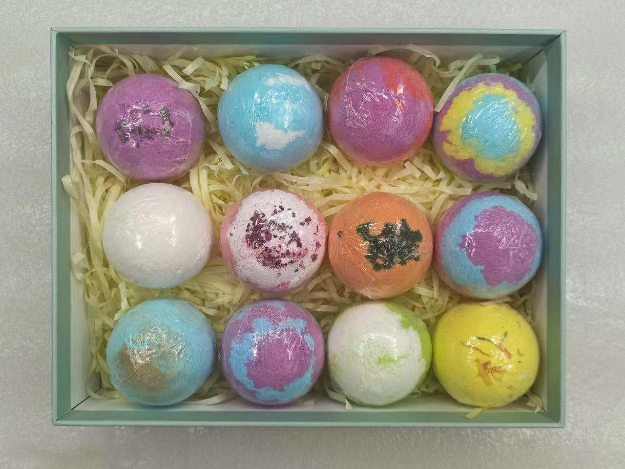 Indulge in Luxury: 12 Handcrafted Bath Bombs with Coco & Shea Butter for the Ultimate Relaxation Experience