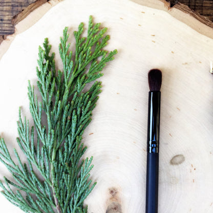 Eye Definer/Blender Brush • Brown Vegan Faux • Cruelty Free • Matte Black Wood Handle and Black Ferrules • Cream and Powder • Dye Free