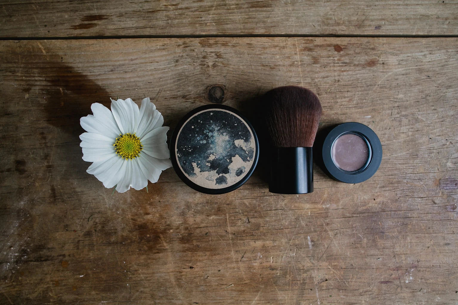 Large Kabuki Face Brush • Brown Vegan Faux • Cruelty Free • Matte Black Handle and Black Ferrules • Mineral Powder Brush • Odor + Dye Free