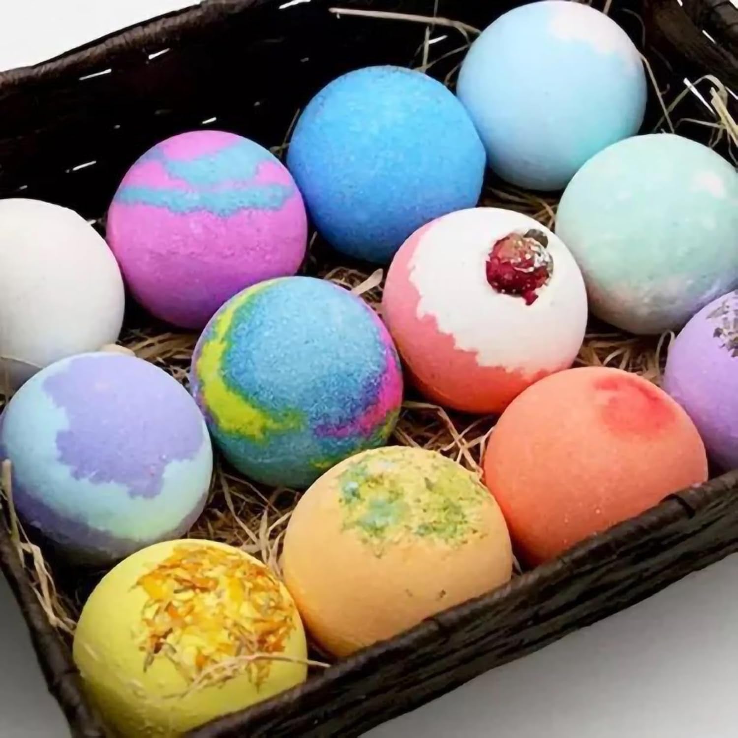 Indulge in Luxury: 12 Handcrafted Bath Bombs with Coco & Shea Butter for the Ultimate Relaxation Experience
