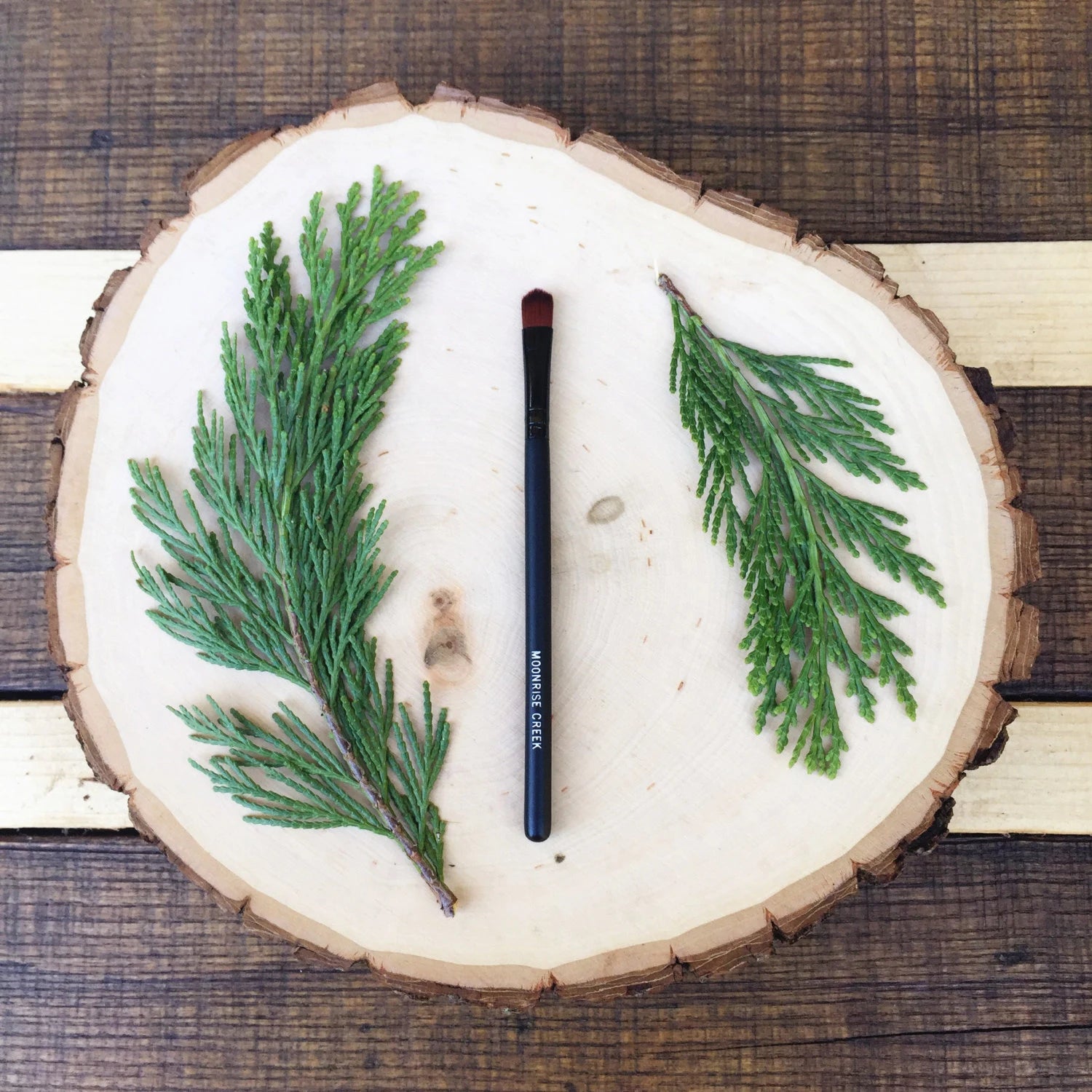 Small All over Brush • Brown Vegan Faux • Cruelty Free • Matte Black Wood Handle and Black Ferrules • Cream and Powder • Dye Free