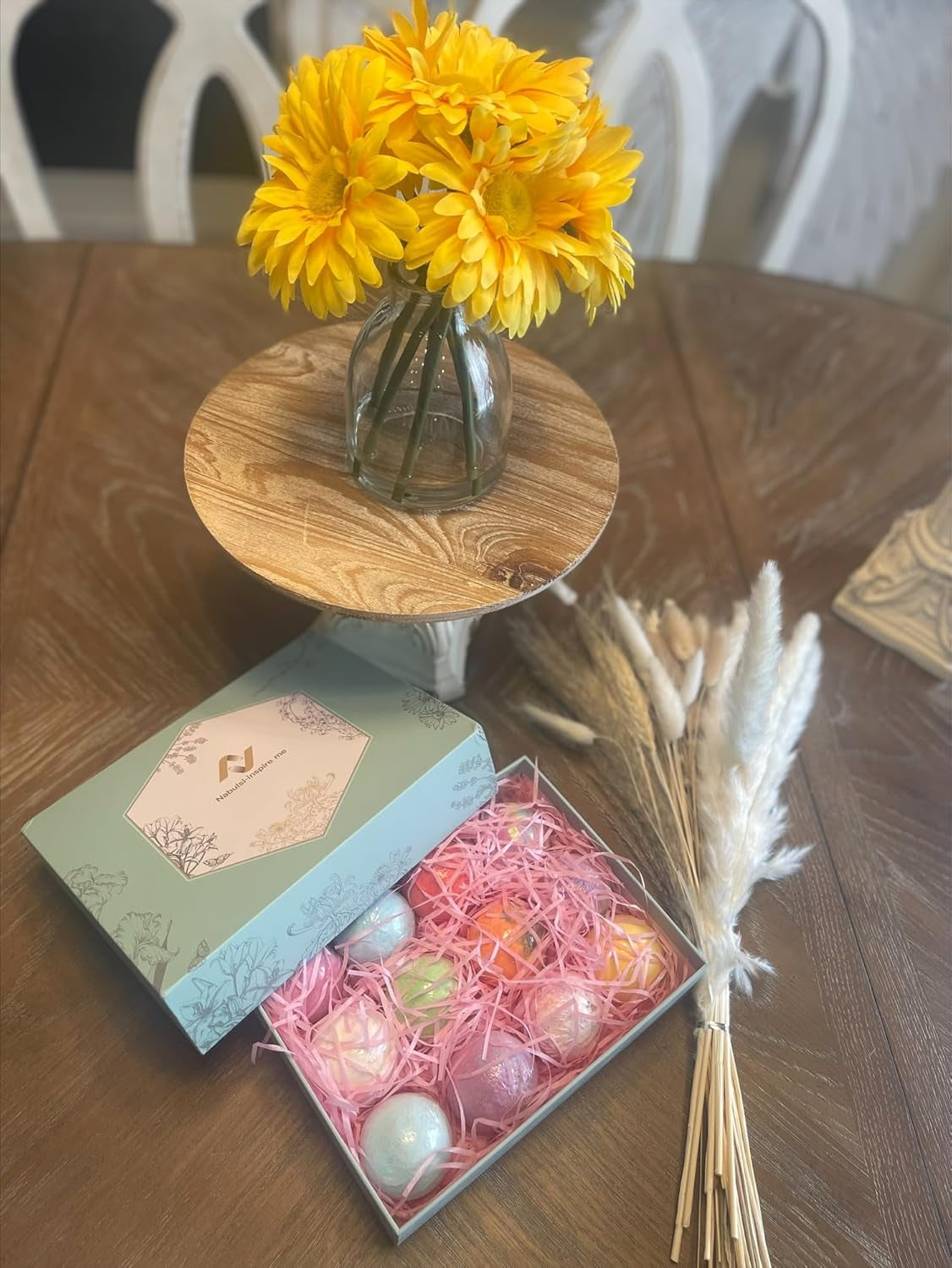 Indulge in Luxury: 12 Handcrafted Bath Bombs with Coco & Shea Butter for the Ultimate Relaxation Experience