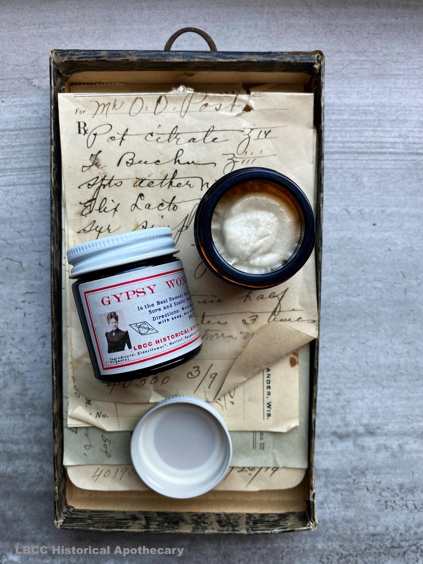 Natural Skin Salve ~ Historical Recipe from the Roma People ~ a Topical Salve for the Skin~ Wonder Skin Salve- Original Old Recipe